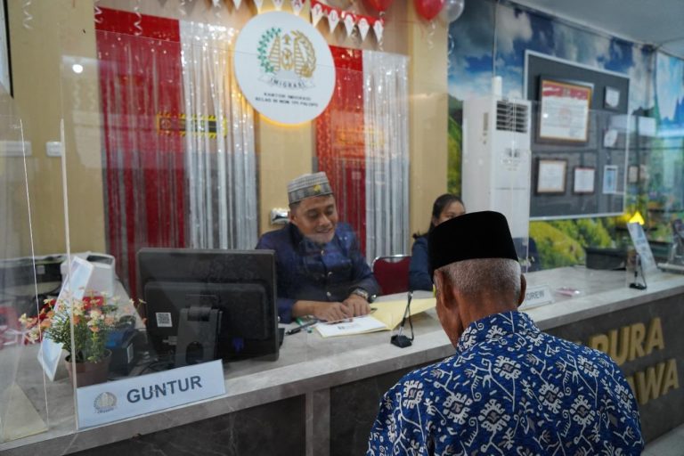 Kanim Palopo Gelar Paspor Simpatik Dalam Rangka Memperingati HUT RI ke-77