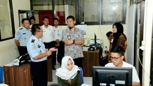 Pj Wali Kota Melakukan Kunjungan Kerja di Kantor Imigrasi Kelas III Palopo