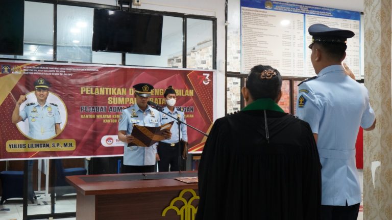 Pelantikan dan Pengambilan Sumpah Pejabat Administasi di Lingkungan Kantor Imigrasi Kelas III Non TPI Palopo