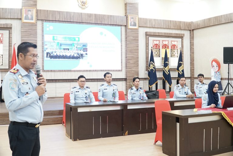 Kantor Imigrasi Kelas III Non TPI Palopo mengikuti Evaluasi Pembangunan Zona Integritas menuju WBK dan WBBM