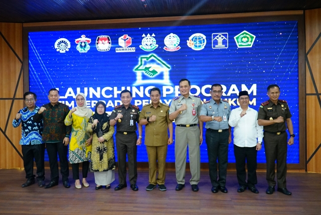 Kanwil Kemenkumham Sulsel bersama Kejaksaan Tinggi Jalin Kerjasama Terkait Program Terpadu Pelayanan Hukum