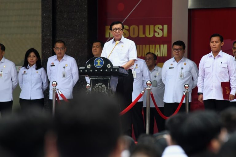 Kita Ini Tidak Sempurna, Tapi Wajib Berusaha